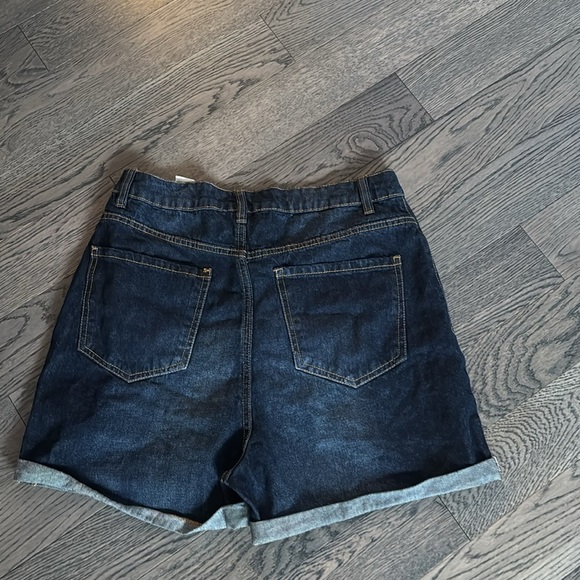 Charlotte Russe Refuge Mom Shorts Jean Shorts Size 9 - Picture 11 of 12